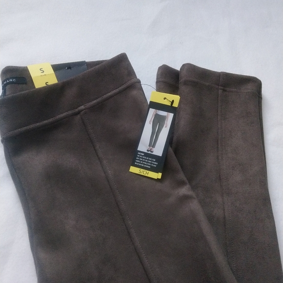 Andrew Marc Pants - Brown Dress pants